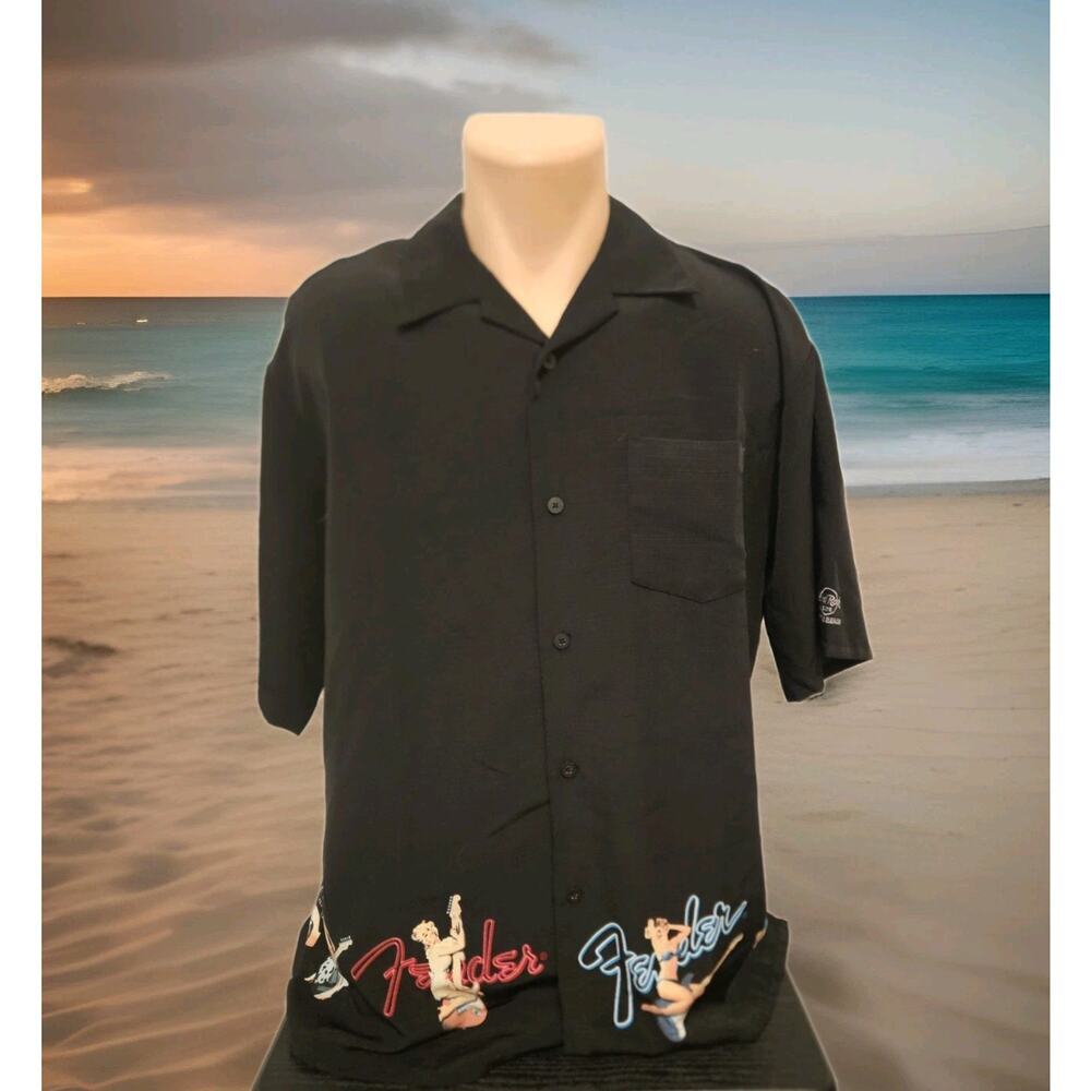 Hard Rock Cafe Shirt Mens L Black Fender Pin Up Girls Guitar Myrtle Beach EUC